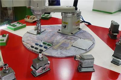 硬件软件两条腿走路才是发展工业自动化的正确方式
